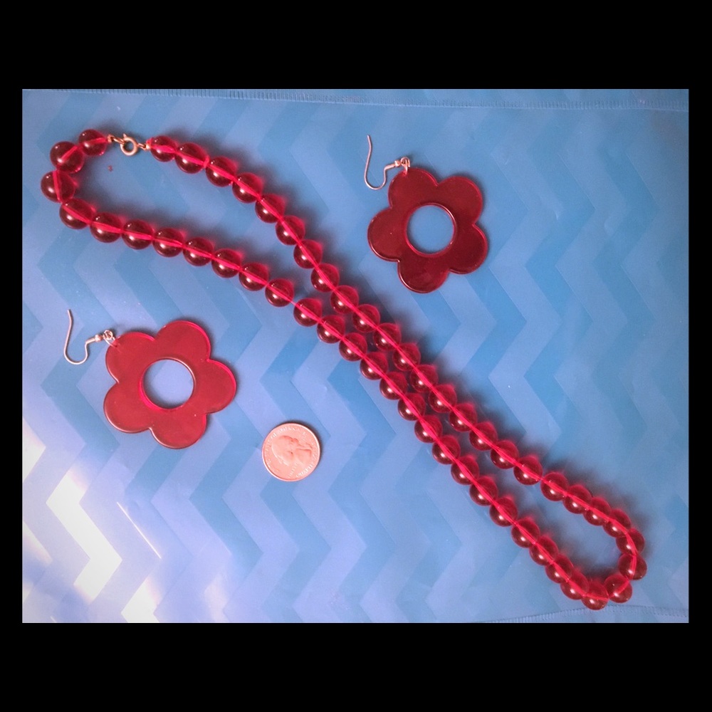 Translucent candy apple 🍎 red jewelry set!